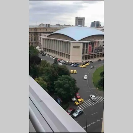 Beautiful - Location - Netflix+balcony 公寓