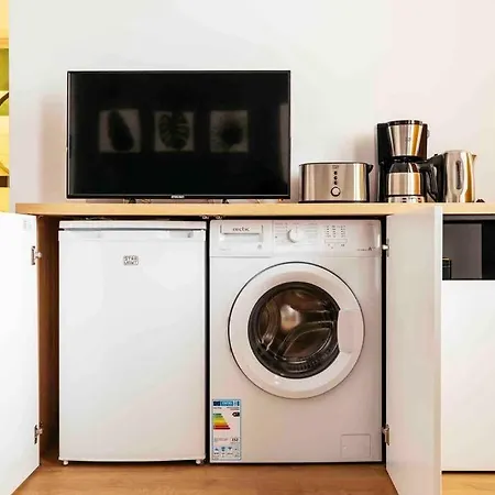 Apartment Beautiful - Location - Netflix+balcony *