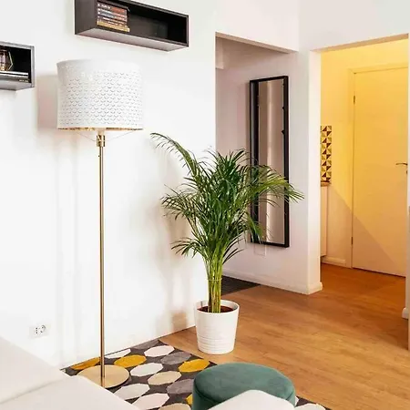 Apartment Beautiful - Location - Netflix+balcony *