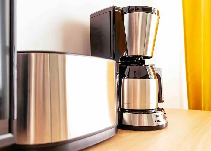 Beautiful - Location - Netflix+balcony Apartamento Bucareste