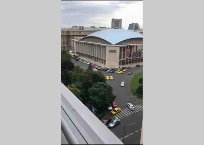 Beautiful - Location - Netflix+balcony Lägenhet