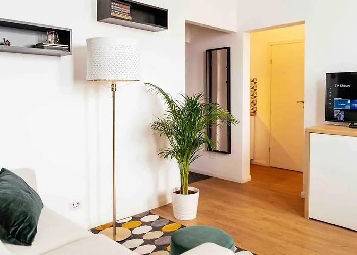 Apartment Beautiful - Location - Netflix+balcony *