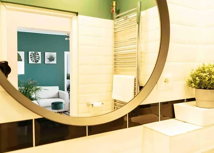 Apartment Beautiful - Location - Netflix+balcony *